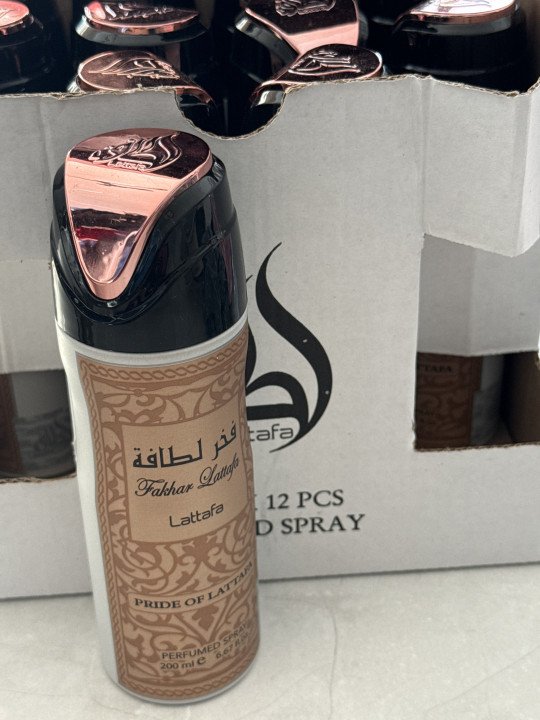 Ambientador fahkar lattafa