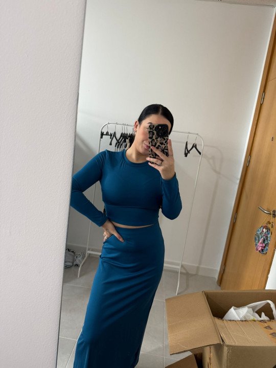 Conjunto top y falda