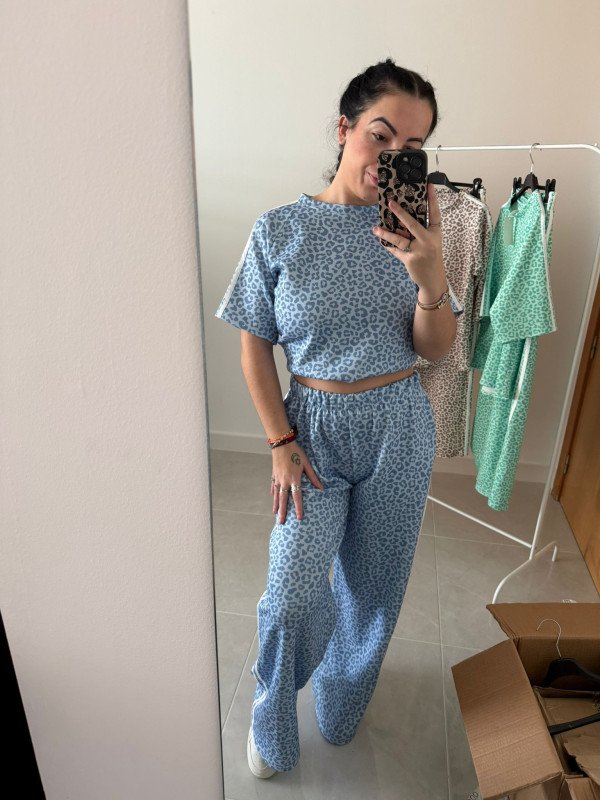 Chandal viral leopardo