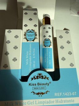 Gel limpiador hidratante